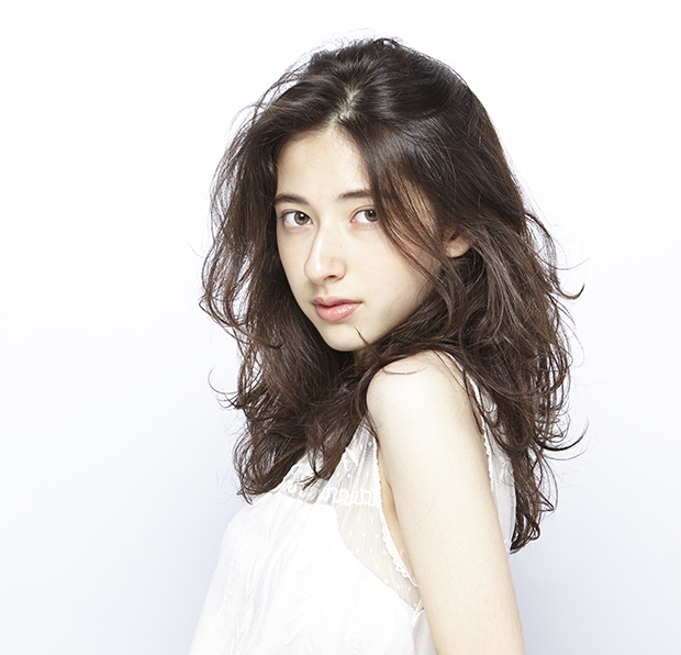 髪型　ヘアカタログ