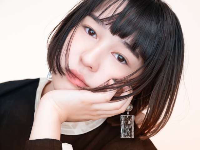 髪型　ヘアカタログ