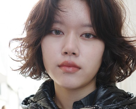 重めボブのモードなパーマヘア